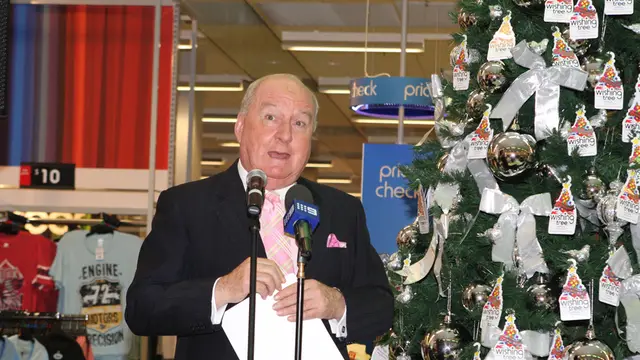 Mother of Alan Jones victim weeps in court, says she trusted broadcaster