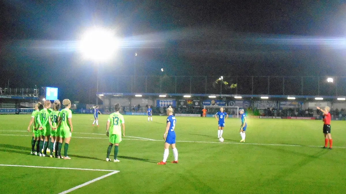 Chelsea Women extend unbeaten run with 2-0 victory over Roma in Champions League