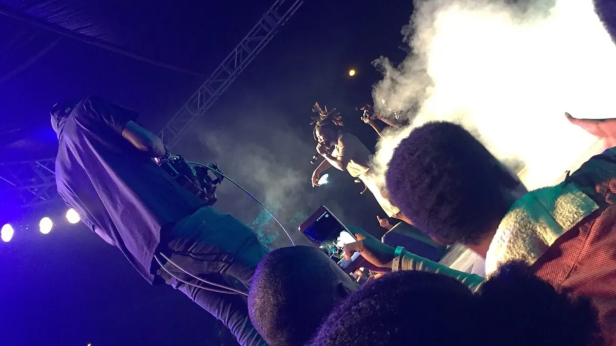 Burna Boy and Yseult headline NFL Paris Game halftime, showcasing Afrobeats at Stade de France