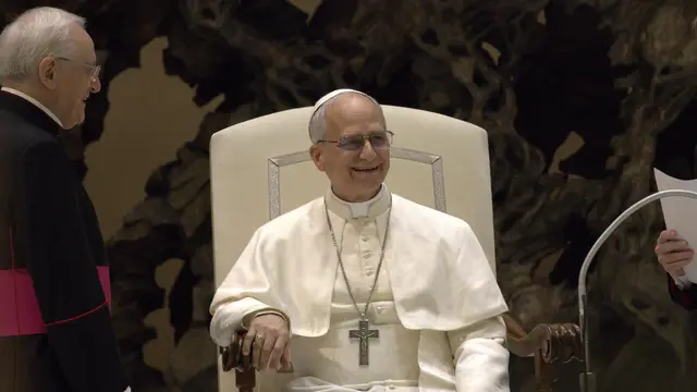 Pope Leo XIV undergoes successful lung surgery after early‑stage cancer detection