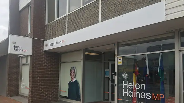 Independent MP Helen Haines critically injured in suspected car ramming in Victoria